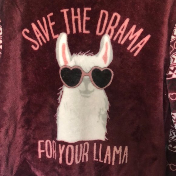 Super soft llama pj top - Picture 3 of 7